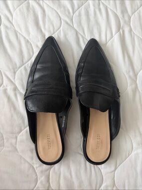 Forever 21 Black Pointed Mule Loafers